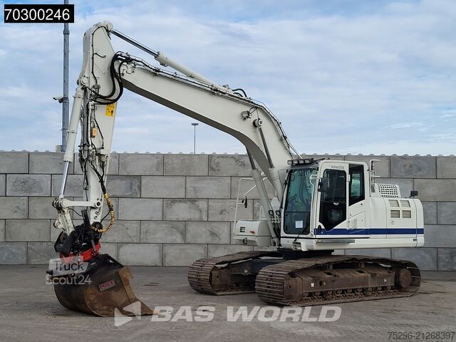 Pelle sur chenilles Komatsu PC210 LC-10 Trimble GPS + Rototilt