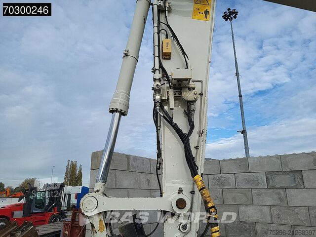 Pelle sur chenilles Komatsu PC210 LC-10 Trimble GPS + Rototilt