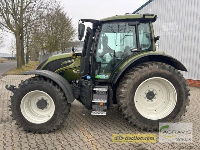 Traktor Valtra N 155 ED 2B1