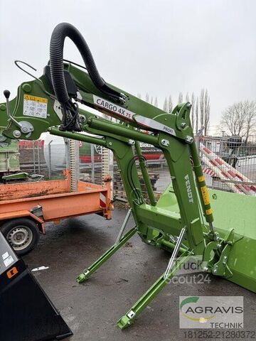 Tracteur Fendt FRONTLADERSCHWINGE