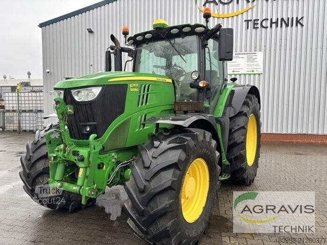 Traktor John Deere 6215 R
