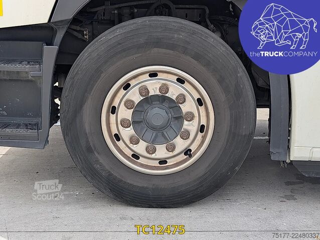 معيار SZM Renault T 520