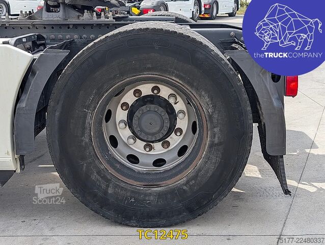 معيار SZM Renault T 520