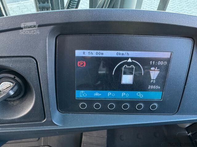 Viličar Jungheinrich EFG 215 / Triplex: 4.25m! / SS / nur 2.865h!