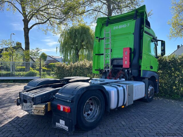  Mercedes-Benz Actros 1943