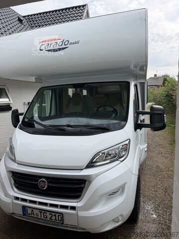 Alkovhusbil FIAT Carado a461