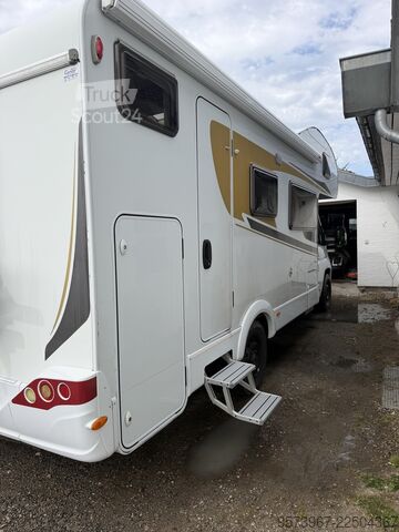 Alkovhusbil FIAT Carado a461