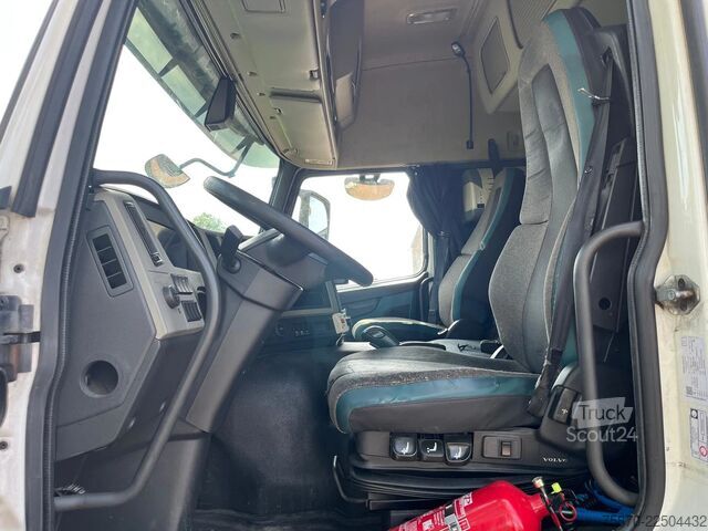 Koffer Volvo FM 330 VTJ3R
