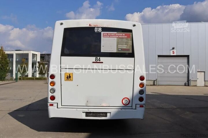 Minibus Mercedes VARIO
