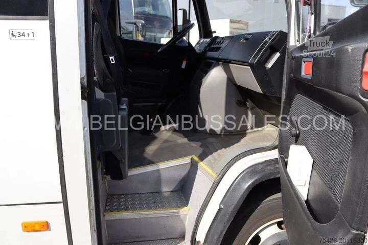 Minibus Mercedes VARIO