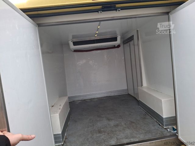 Hladilni dostavnik CITROEN Jumper  2.2 Blue-HDi 33 L1H1