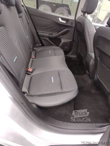 Minibus FORD Focus Turnier Active