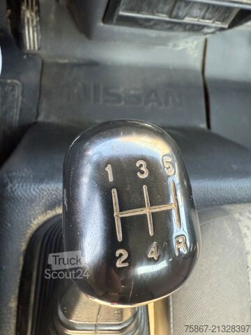 Camion benne Nissan ATLEON 35.15