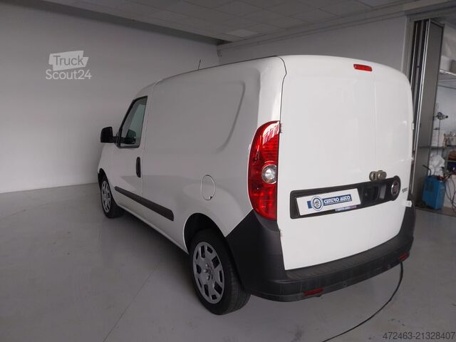 Fourgon 1.4 Nat.Power PC-TN Cargo Lounge FIAT Doblo Cargo