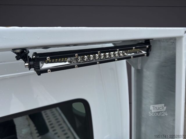 Autonkuljetuspakettiauto RENAULT Master Automatik AHK 3,5t Fahrtenschreiber