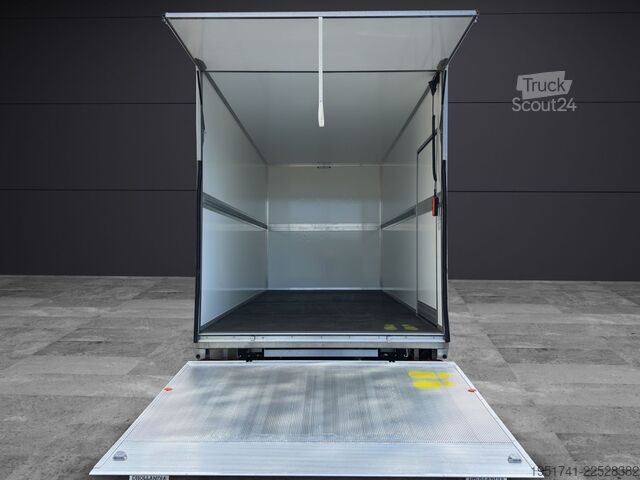 Laatikkoauto RENAULT Master Koffer 4,47x2,14x2,30 Fahrtenschreiber