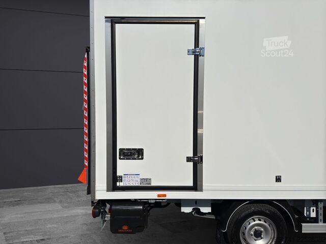 Laatikkoauto RENAULT Master Koffer 4,47x2,14x2,30 Fahrtenschreiber