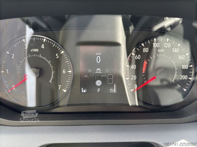 Hinaaja RENAULT Master Automatik AHK 3,5t Fahrtenschreiber