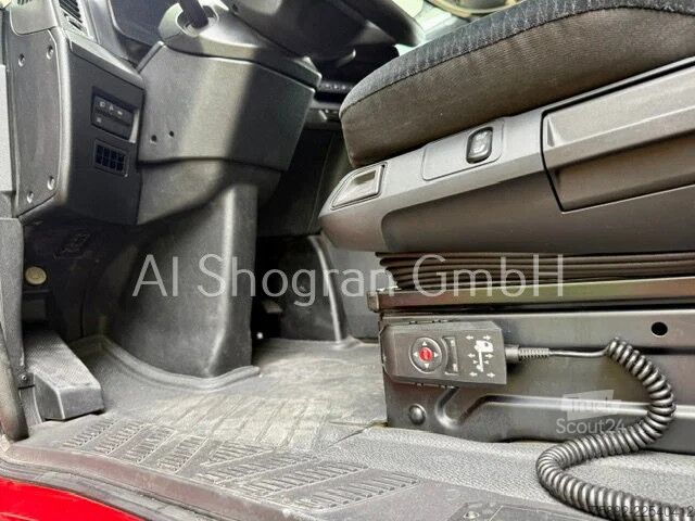Volumen-SZM Mercedes-Benz Actros 5/1845/StreamSpace/Retarder/LowLiner Vol...
