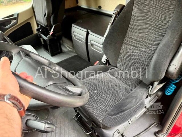 Volumen-SZM Mercedes-Benz Actros 5/1845/StreamSpace/Retarder/LowLiner Vol...