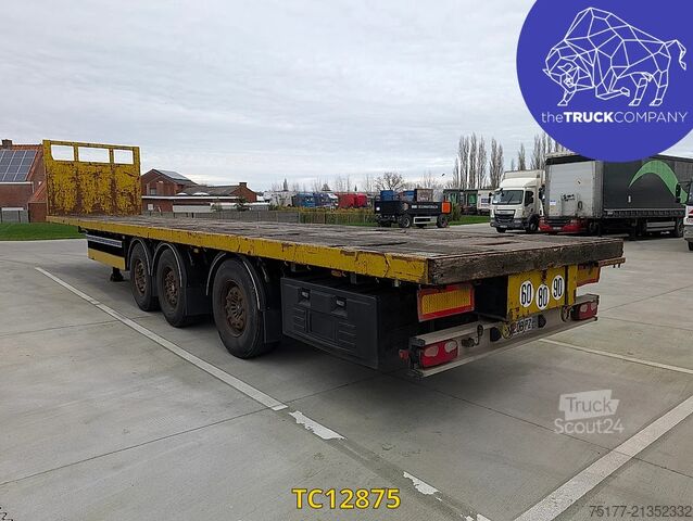 Платформенный трейлер Trax 