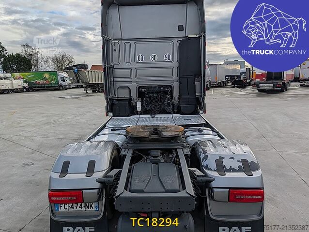 Standaard-SZM DAF XF 105 530