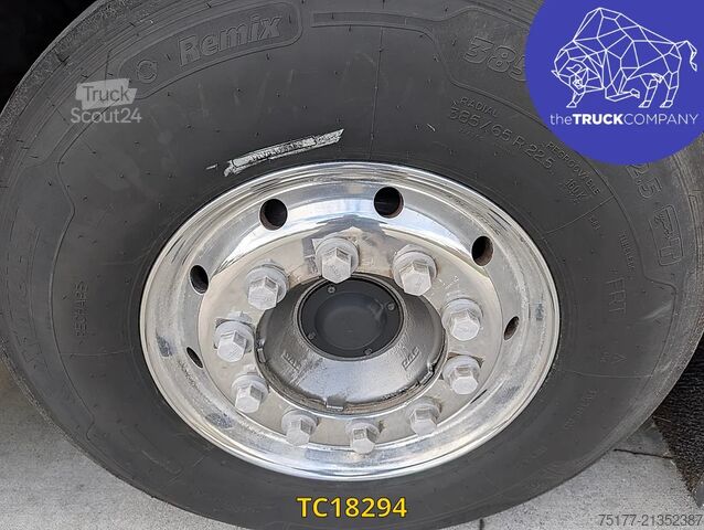 Standaard-SZM DAF XF 105 530