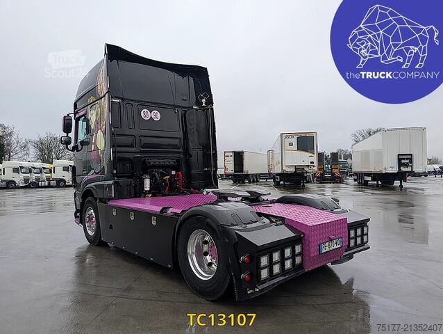 Standaard-SZM DAF XF 530