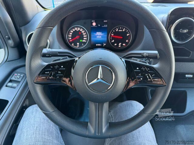 Hochdachkombi Mercedes-Benz Sprinter 319 CDI 4x4 3665 Klima AHK Kamera
