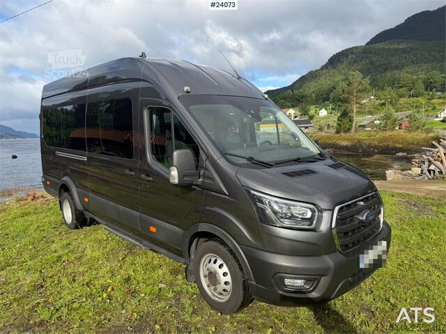 Minibussi Ford Transit Minibus – 16+1 Seats and Low Mileage