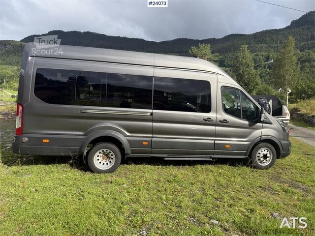 Minibussi Ford Transit Minibus – 16+1 Seats and Low Mileage