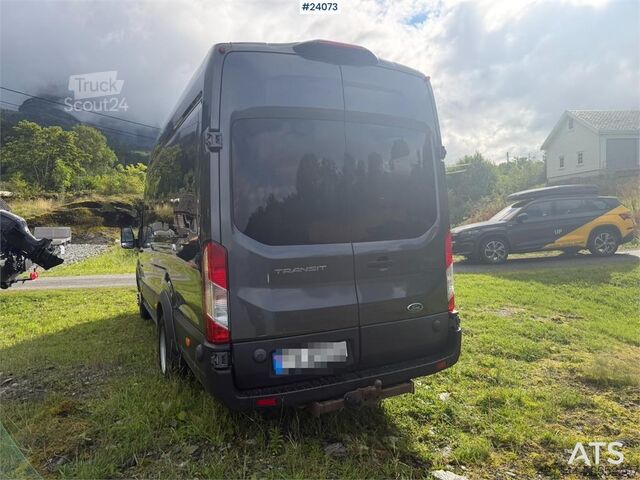 Minibussi Ford Transit Minibus – 16+1 Seats and Low Mileage