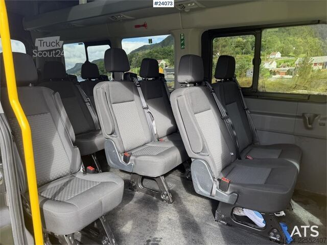 мікроавтобус Ford Transit Minibus – 16+1 Seats and Low Mileage
