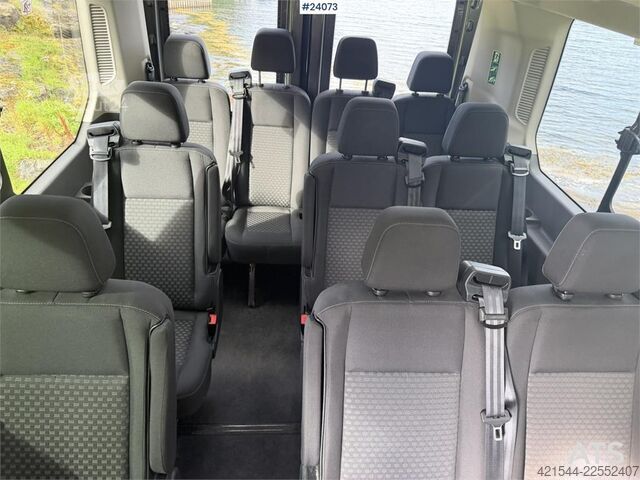 мікроавтобус Ford Transit Minibus – 16+1 Seats and Low Mileage