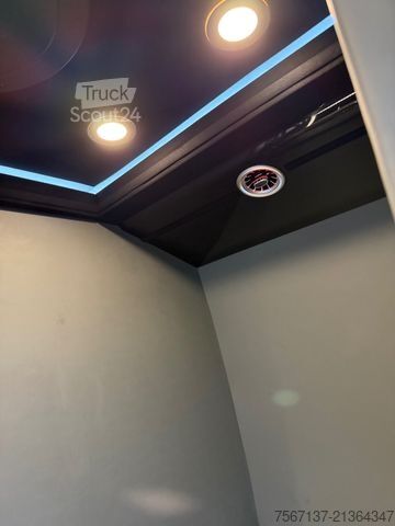 Minibus MERCEDES-BENZ Sprinter 519 Cdi LUXURY-VIP 10 SITZER