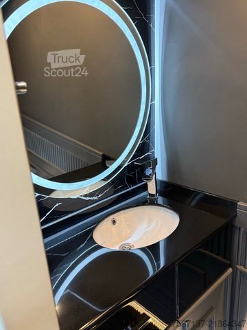 Minibus MERCEDES-BENZ Sprinter 519 Cdi LUXURY-VIP 10 SITZER