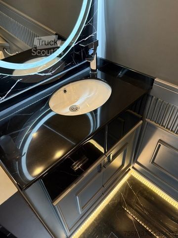 Minibus MERCEDES-BENZ Sprinter 519 Cdi LUXURY-VIP 10 SITZER