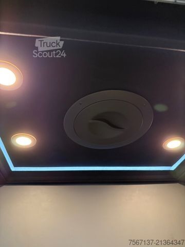 Minibus MERCEDES-BENZ Sprinter 519 Cdi LUXURY-VIP 10 SITZER