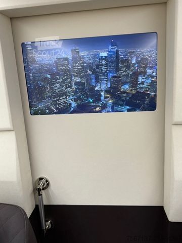 Minibus MERCEDES-BENZ Sprinter 519 Cdi LUXURY-VIP 10 SITZER