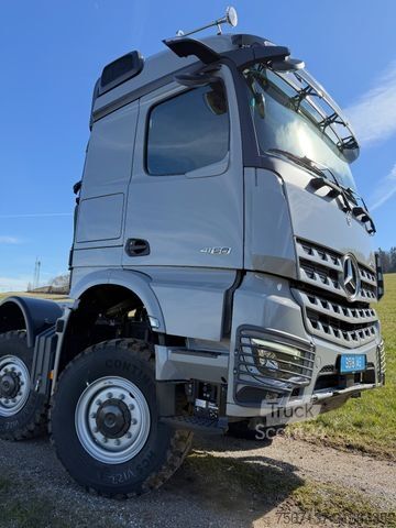 Levehető fülke MERCEDES-BENZ Arocs 4158 8X8 Allrad Expeditions Wohnmobil