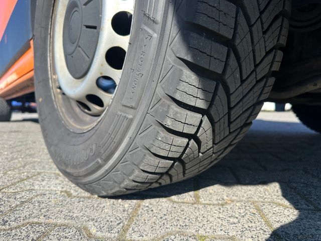 Furgon z wysokim dachem MAN TGE 3.180 / Schalter / 4x4 Motion