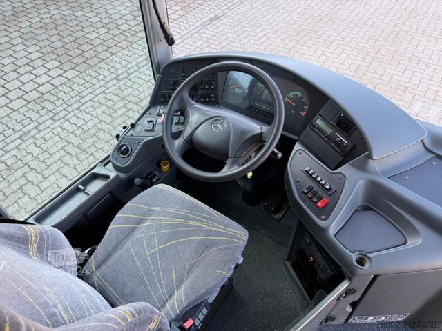 Intercitybuss MERCEDES-BENZ O560 Intouro (Euro 6*Klimaanlage)