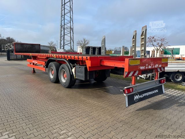 Nízkoložný návěs  Janzen Sattelauflieger Plateau hydr Heckausschub