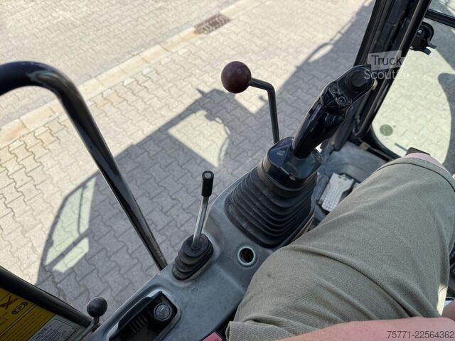 Tekerlekli ekskavatör Liebherr A 920 LITRONIC KOPARKA KOŁOWA