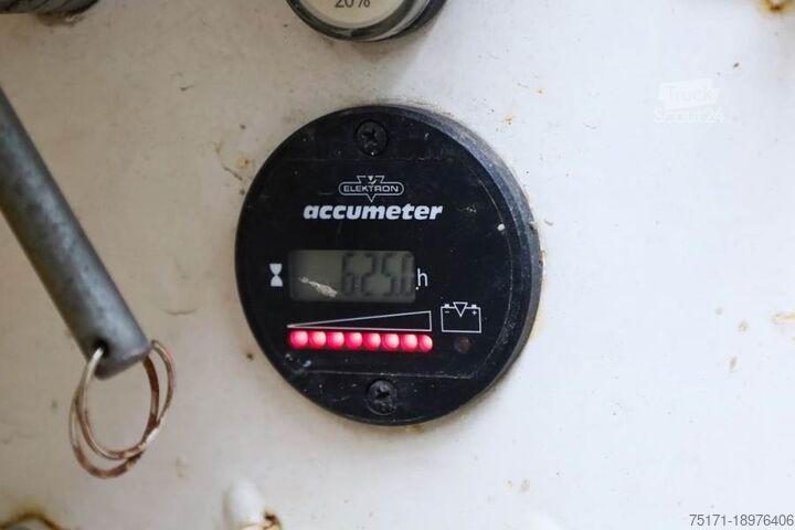 Scissor lift Holland Lift Ecostar HL-9710 Electric, 12m Working Height, 325k