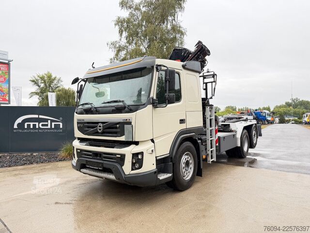Камион с кука за контейнери VOLVO FMX 370 6x2 lift/lenk Abrollkipper KRAN 13m FUNK