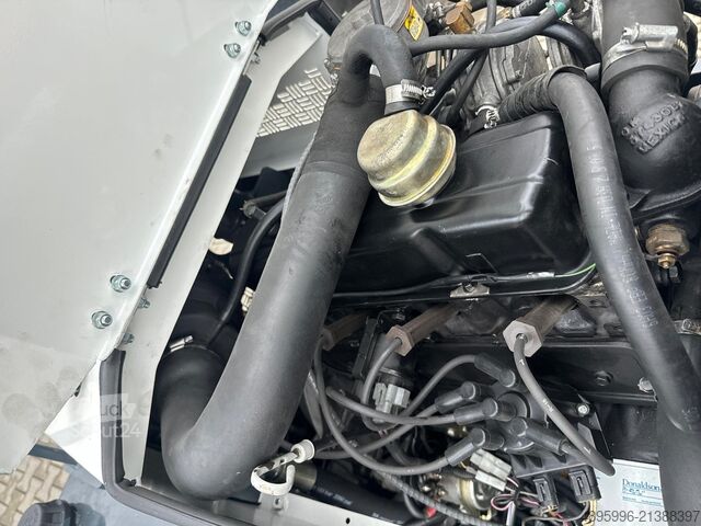 Carrello elevatore a 4 vie Combilift C4500 / LPG / 4500 kg/ Triplex 9300 mm