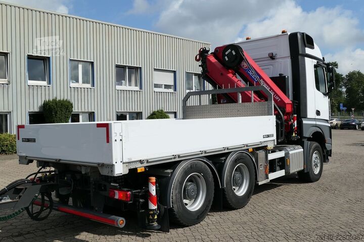 Speciallastbil MERCEDES-BENZ 2651 L Arocs HAD 6x6,HMF 3220,Funk,AHK,Container