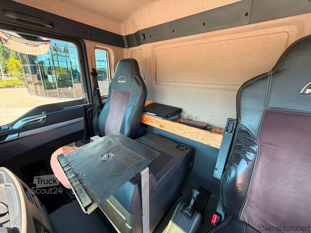 Vacuümtankwagen MAN TGS 35.460 8X4-4