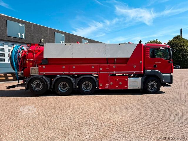 Vacuümtankwagen MAN TGS 35.460 8X4-4